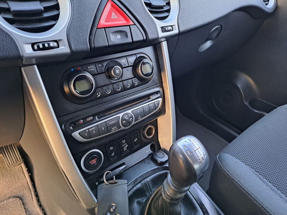 Renault koleos 2.0 diesel 150cp an 2010 4x4 la buton