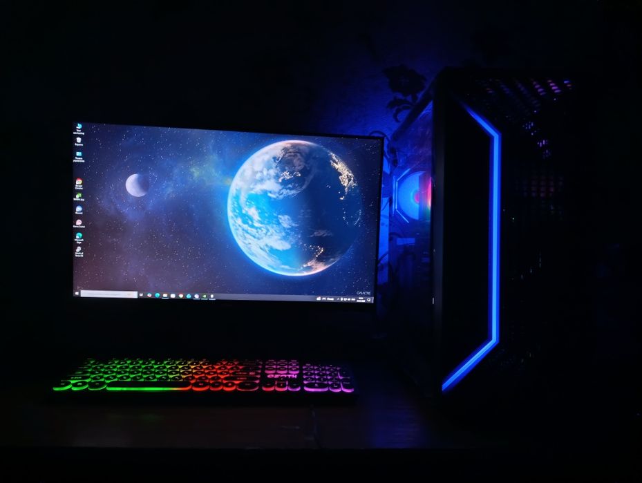 Компьютер в комплекте Intel i7 16RAM SSD HDD.