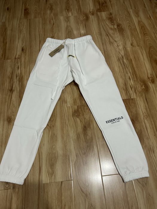 Pantaloni essentials