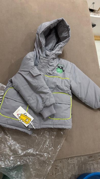 Детская куртка новая. P 100