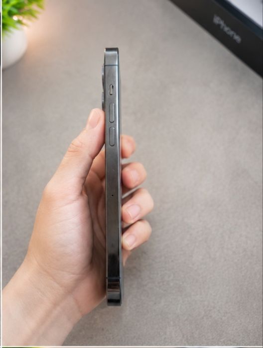 iPhone 14 max telefon