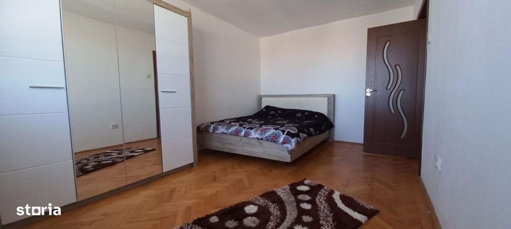 Apartament 3 camere, 70 mp, zona Spania — fotografia 3