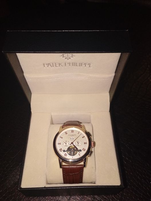 Мужские наручные часы с хронографом!