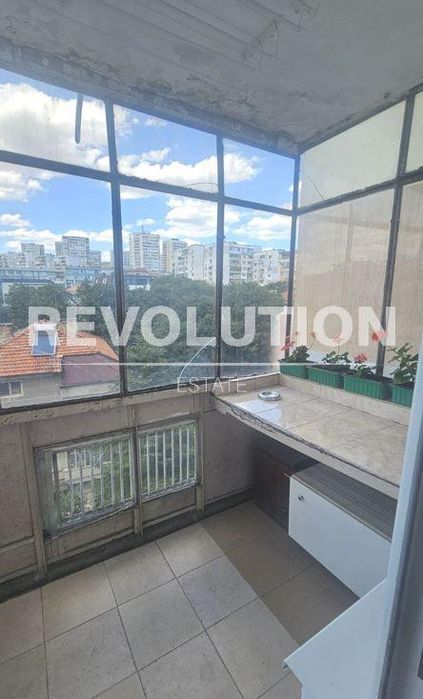 Дава се под наем Двустаен апартамент в Варна, Левски - 70 кв.м за 400 € - Снимка #10