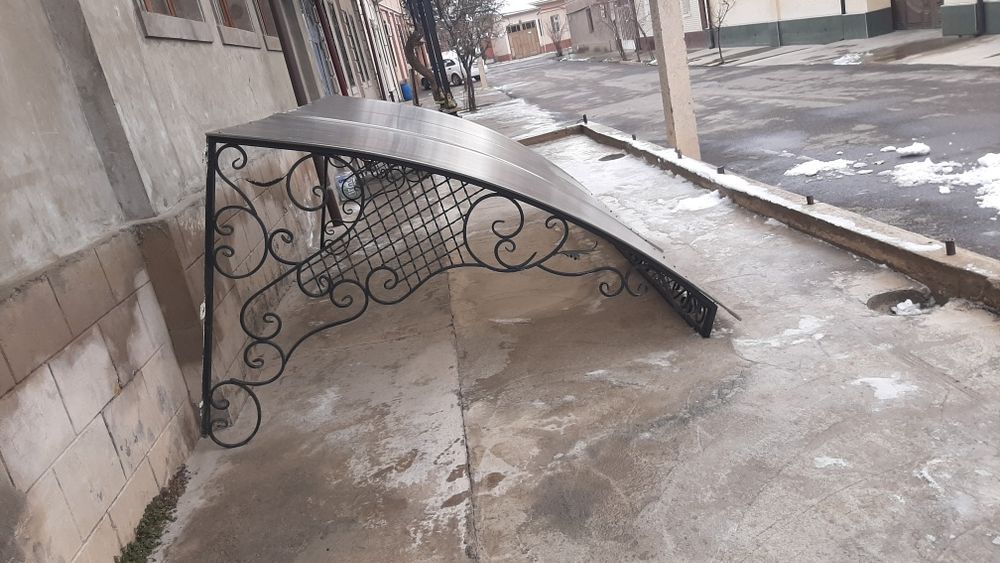 Prodaetsya leksan s razmerom 3.35 x 2.25