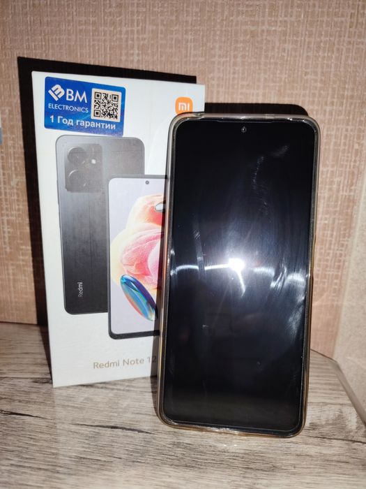 Redmi Note 12 в полном комплекте