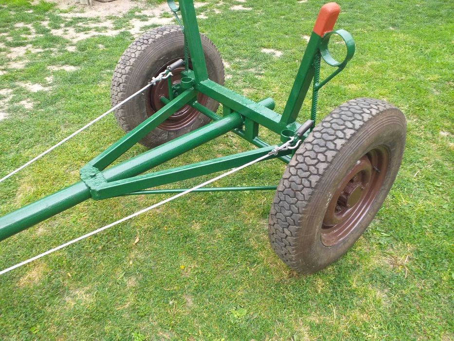 Caruta de vanzare cu frane pe toate 4 rotile