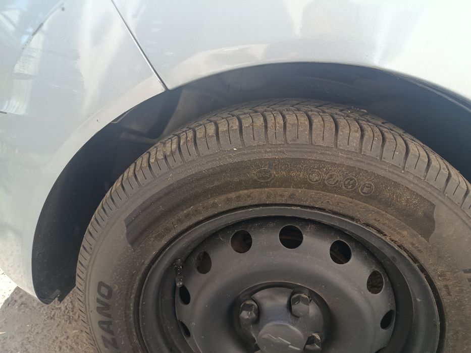 Автомобиль спарк