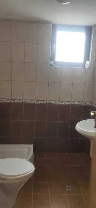 Дава се под наем Двустаен апартамент в к.к. Слънчев бряг - 65 кв.м за 300 € - Снимка #1