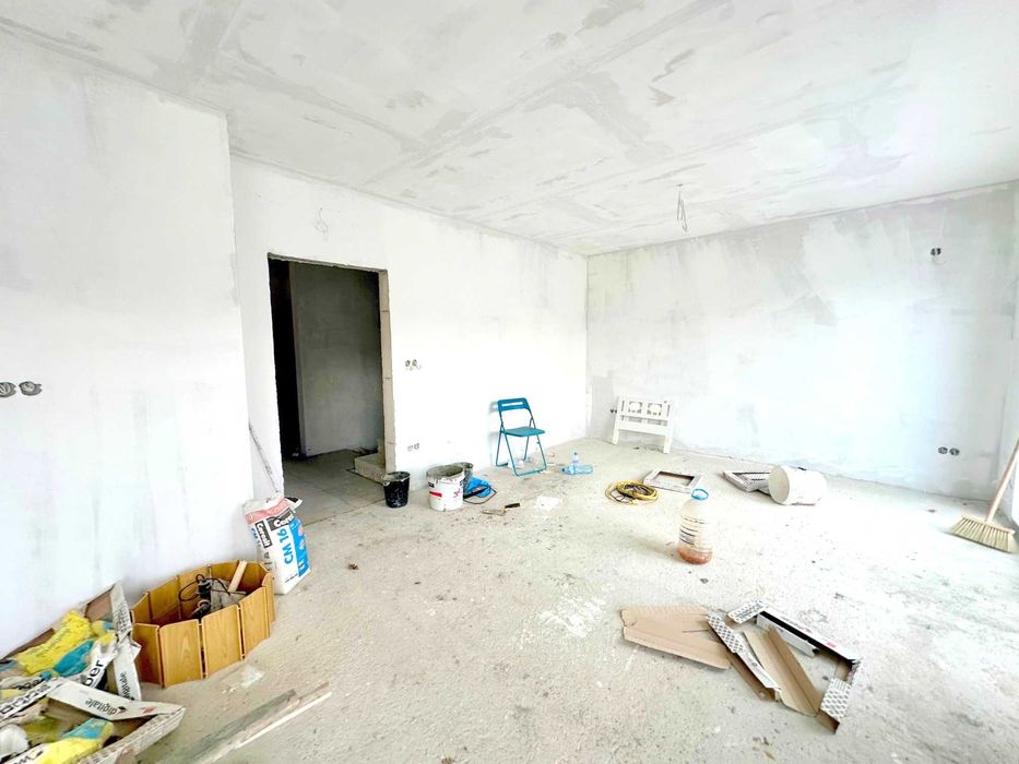 Нова къща с двор и гараж в с. Нови хан