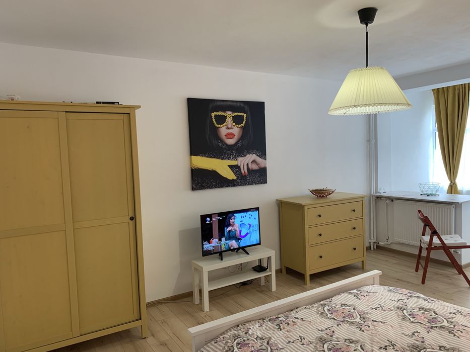 INCHIRIEZ Garsoniera CONFORT 1 Craiova