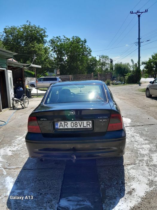 Opel Vectra 1,6 16 valve benzina
