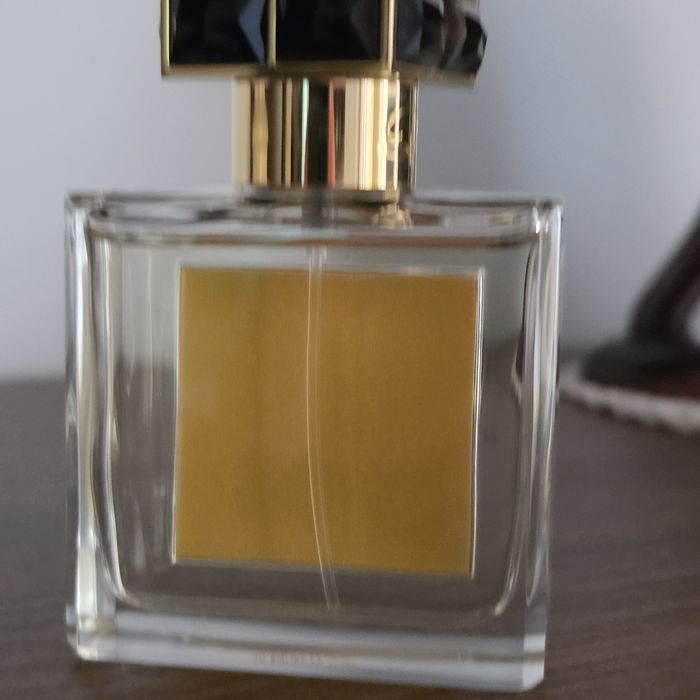 Roja Scandal Parfum