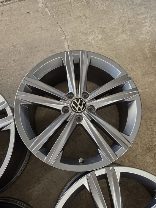 Джанти 18 / 5х112 - VW Arteon Passat и др. Sebring 5x112