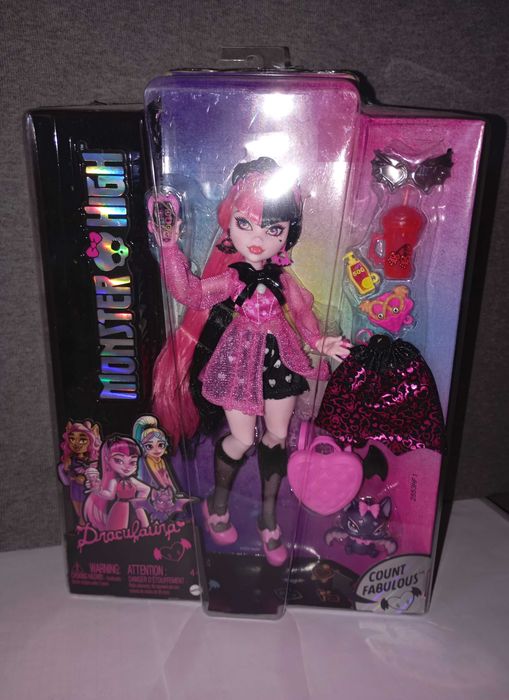 Кукла Monster High. Draculaura.