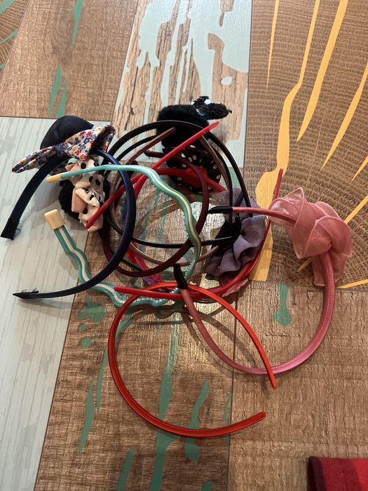 продават се диадеми (кариолки) за деца