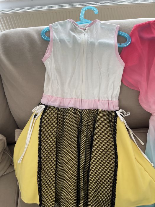 Rochite 10 ani fetite