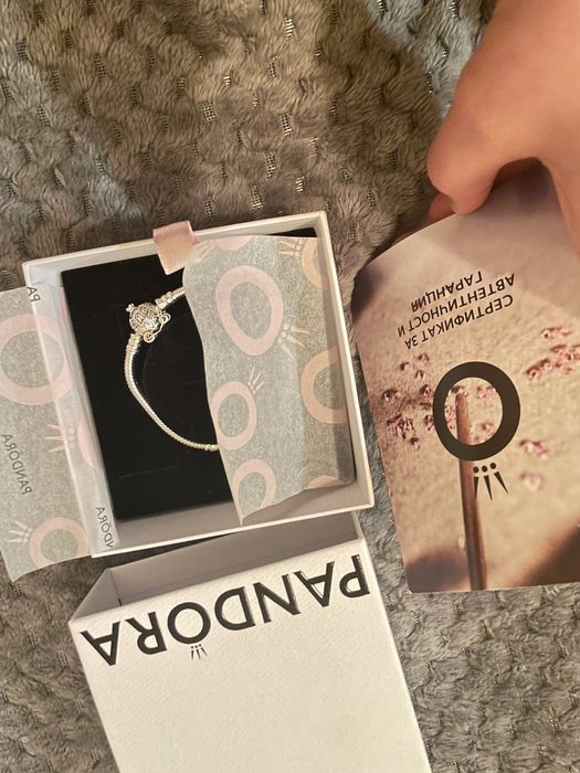 Гривна пандора нова със сертификат 18 размер