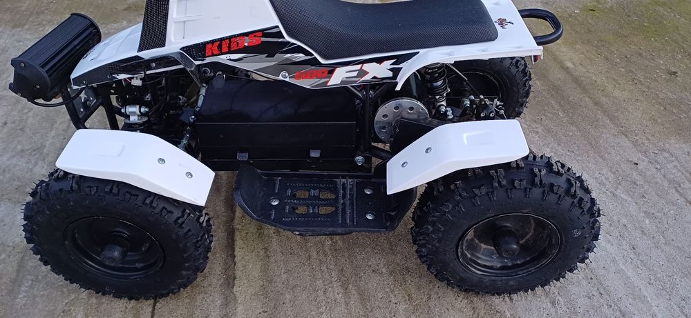 Vând atv electric!!!