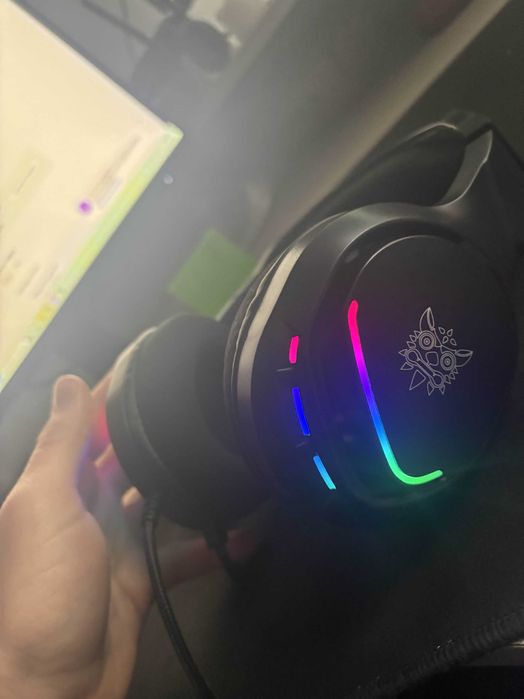 Casti gaming cu fir ONIKUMA X31