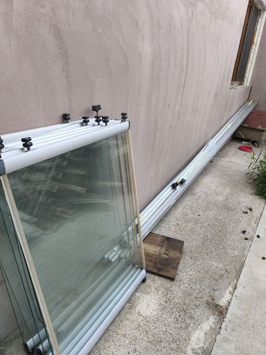 Sticla glisantă balcon