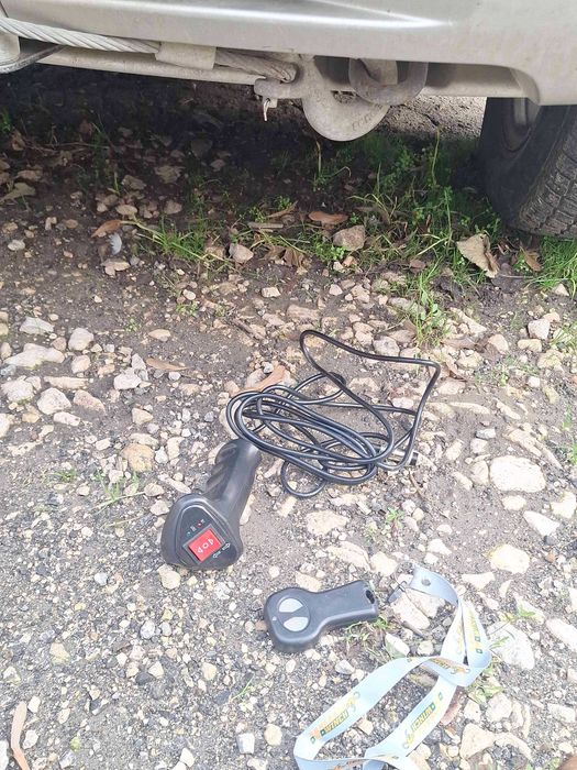 Suzuki Grand Vitara 2.0 бензин-газ,128 к.с.,повдигнат, теглич, лебедка