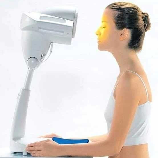 Bioptron Pro.1 cu suport de masa, ca nou, expus doar in expozitii !