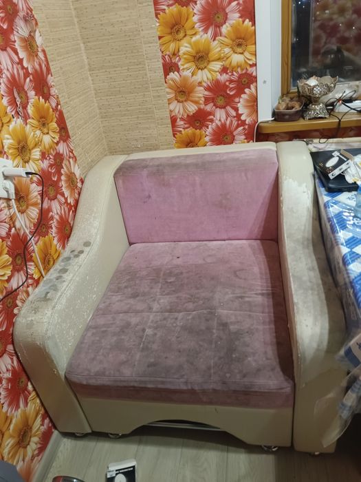 Продам диван и кресло