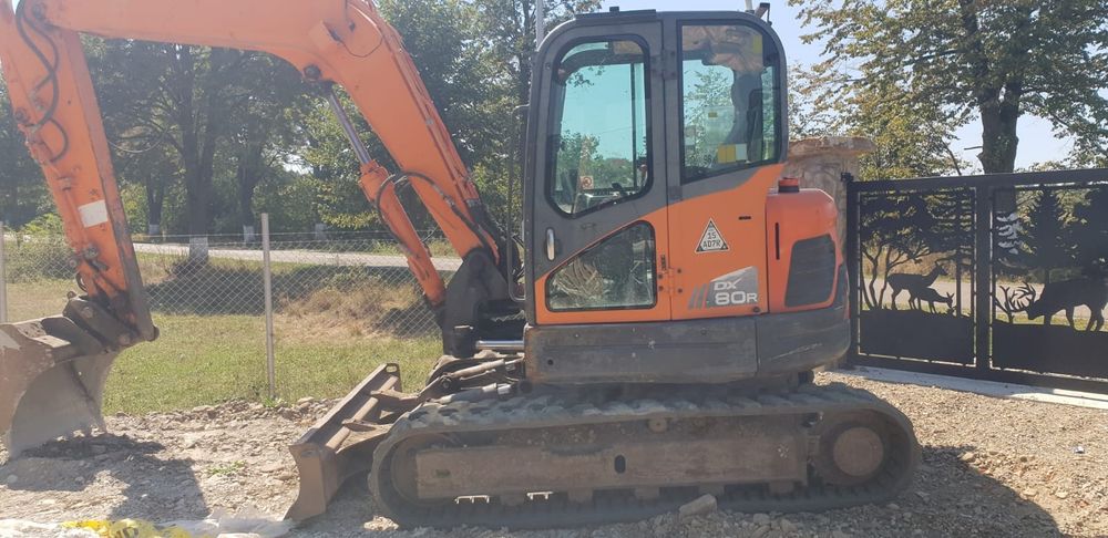 Excavato Doosan 8.5T