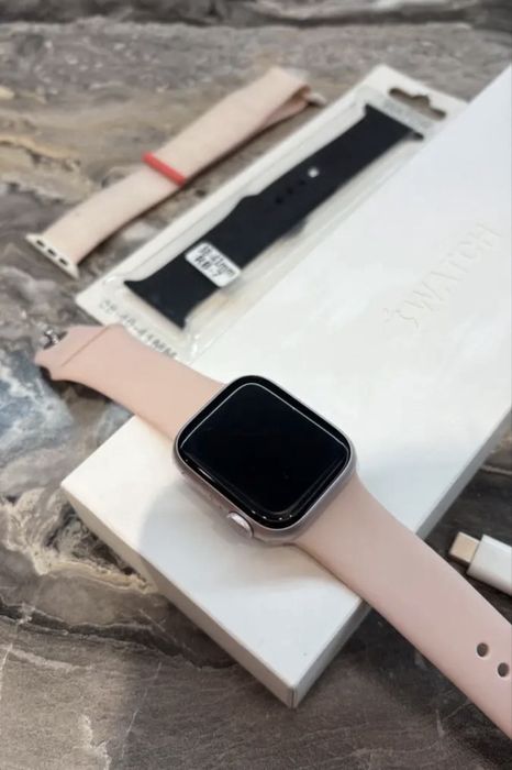 Продам Apple Watch 9 41 mm pink (розовые)