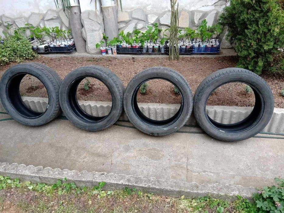 Летни гуми Bridgestone TURANZA T001- 225/50R/18 95W - 4 броя за 50 €.