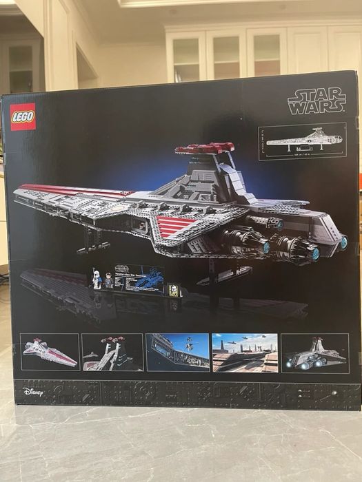 LEGO Star Wars 75367 Venator-Class Republic Attack Cruiser – 5374 части