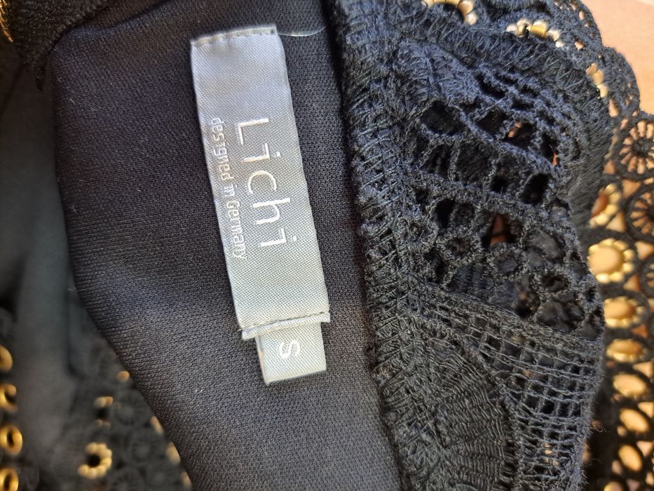 Продаю платье, находимся в пришахтинске