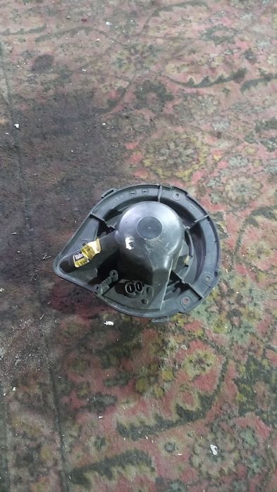 Продам на пассат б3 запчасти