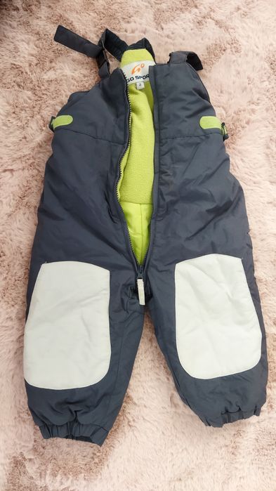 Geci, costume de zăpadă