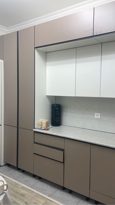 Кухнонная мебель