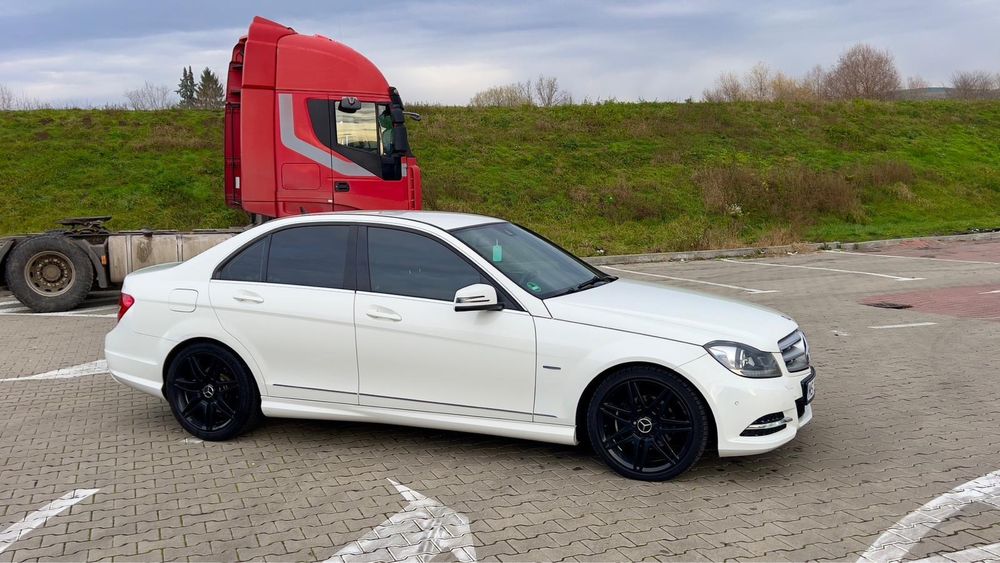 Mercedes-Benz C200 AMG facelift