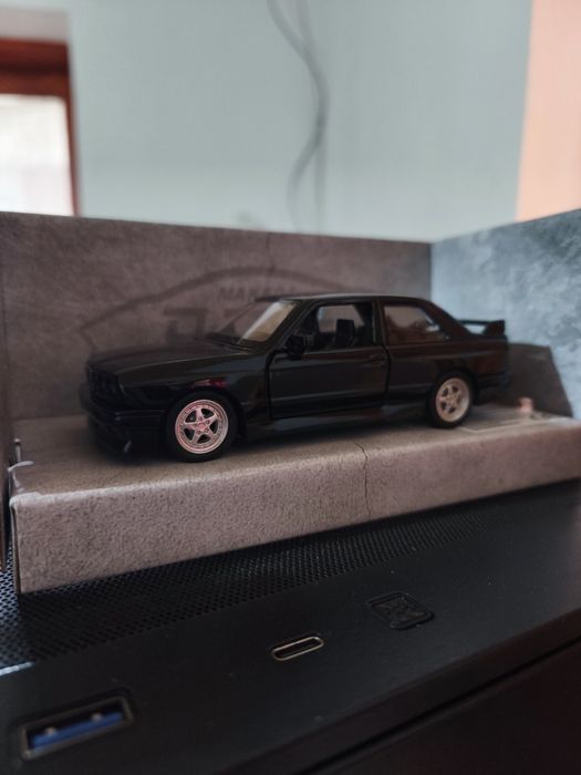 Machetă BMW M3 1987
