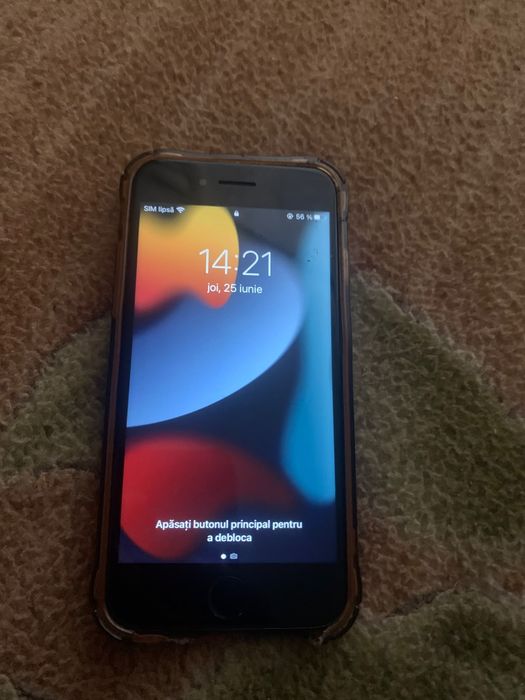 Vând telefon iPhone 7 merge foarte bine