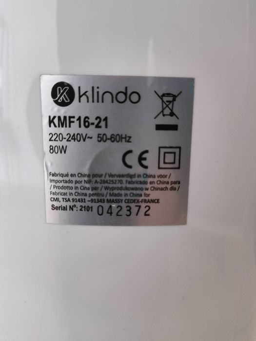 Ventilator rotativ cu apă și telecomandă