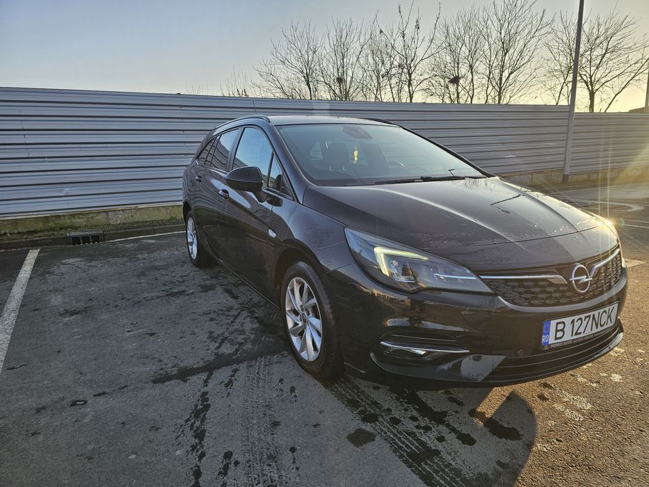 Opel Astra Sports Tourer 1.2 Business Benzina Manual 110 hp