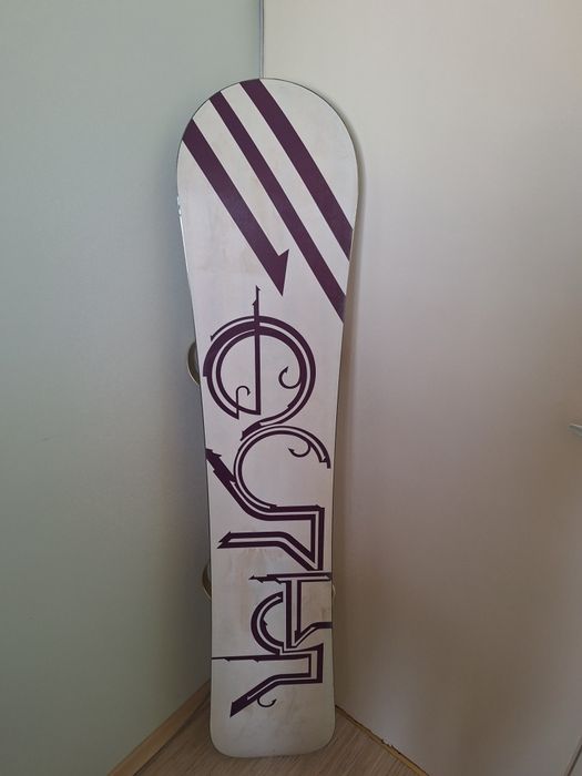 Сноуборд дъска 144 см + автомати