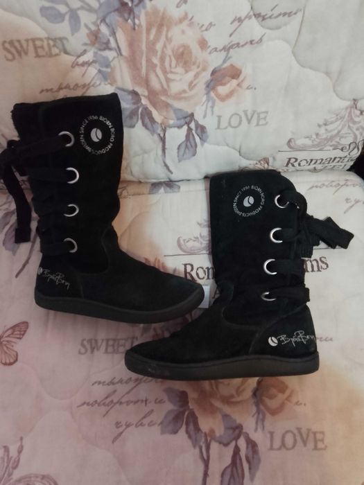 Зимни дамски велурени ботуши