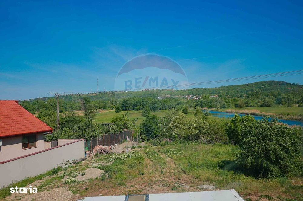 Casă / Vilă cu 5 camere de vânzare în zona Calea Clujului