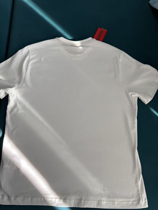 Нова тениска HUGO BOSS