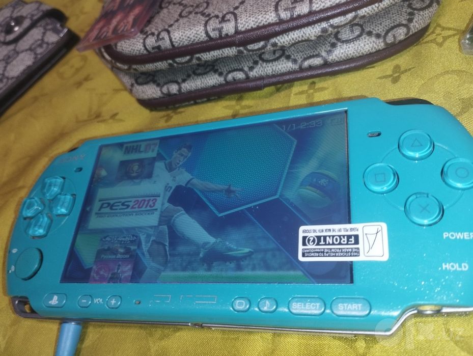 Assalom alekum Psp Sotiladi Original 3000 Model + Gucci Nabor