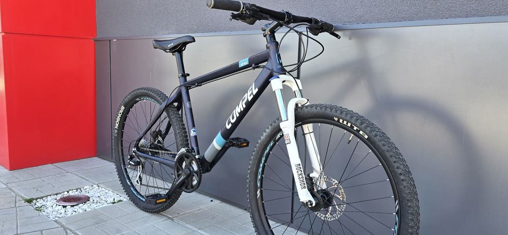 Хидравличен Conpel26  ц. 3х8 М размер. Оригинален.