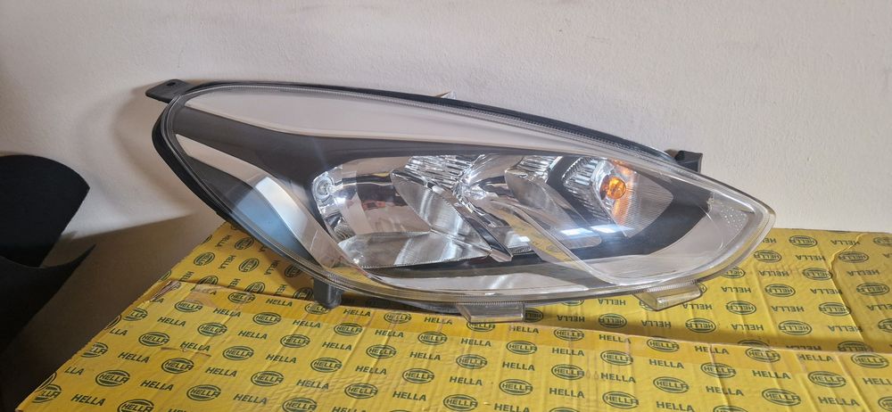 Far Dreapta Ford Fiesta 2018