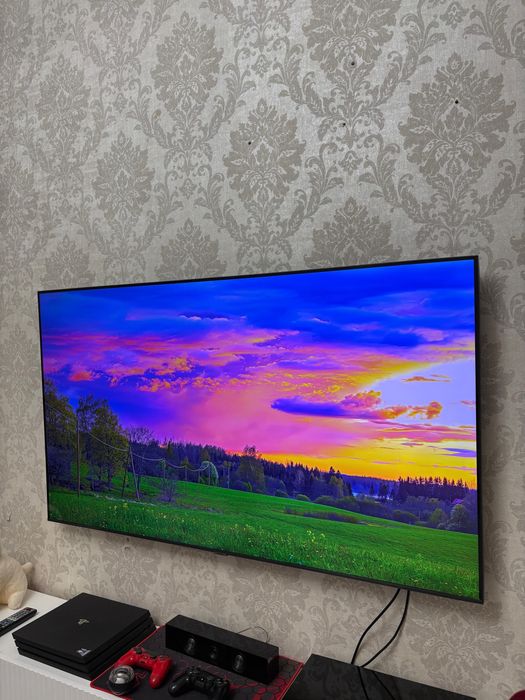 SAMSUNG 65 Crystal 4K UHD