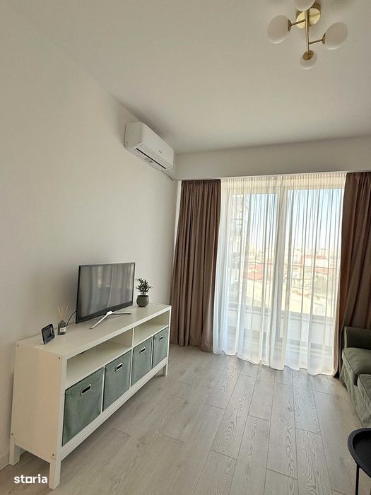 Inchiriez Garsoniera Novum Gorjului, Militari